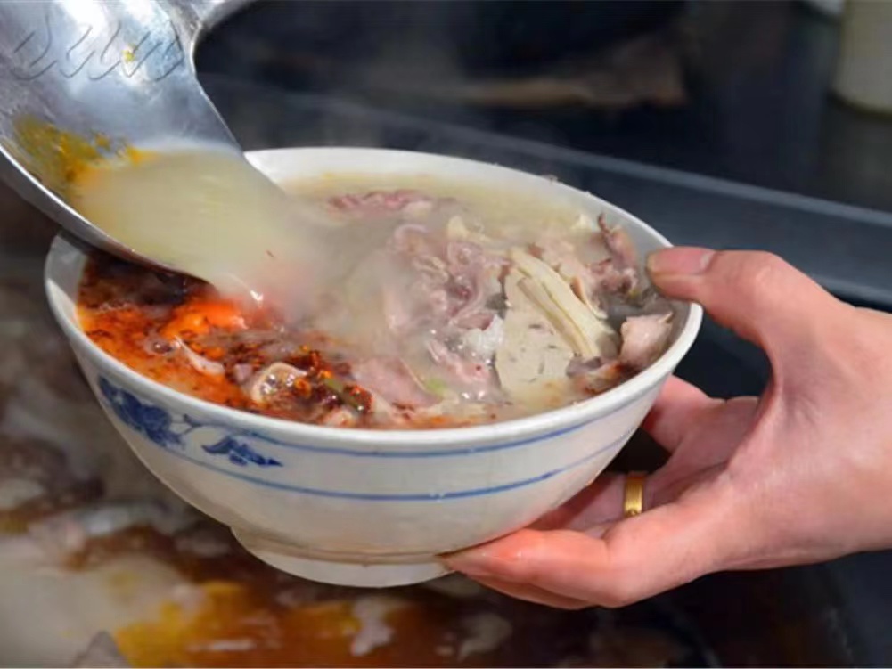 开一家只做汤的店有哪些加盟店品牌可以推荐呢?下面就给大家推荐以下五家品牌。_加盟星百度招商加盟服务平台